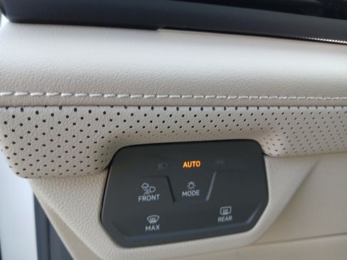 New 2026 Volkswagen Atlas SEL AWD/4WD image 13