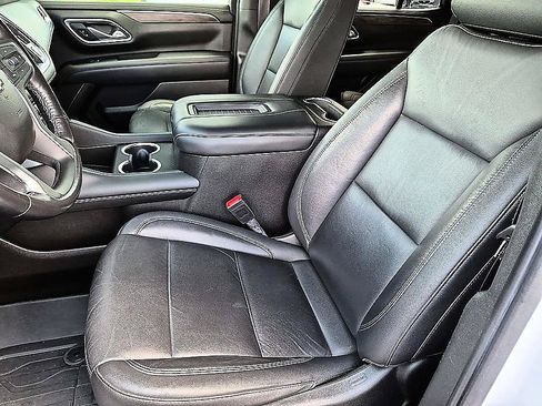 Used 2021 Chevrolet Tahoe LT w/ LT Signature Plus Package AWD/4WD image 15