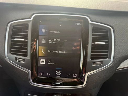 Used 2019 Volvo XC90 T6 Momentum w/ Protection Package Premier image 18