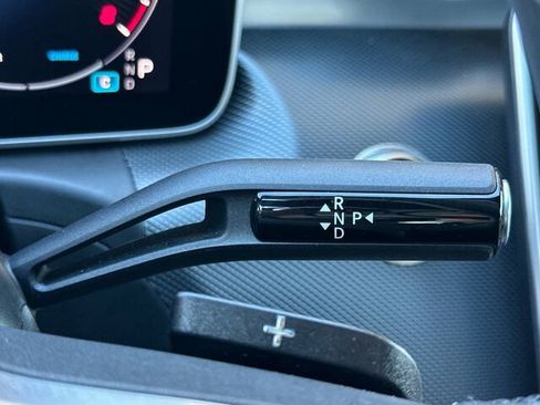 Used 2025 Mercedes-Benz C 300 4MATIC Sedan image 25