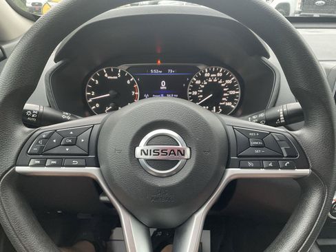 Used 2021 Nissan Altima 2.5 SV FWD image 15