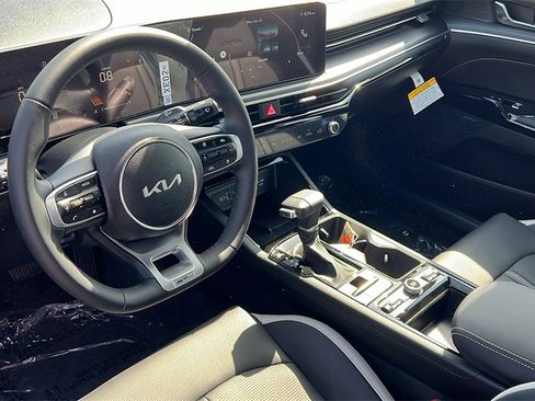 Used 2025 Kia K5 GT-Line w/ GT-Line Premium Package image 18