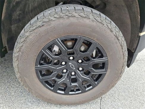 Certified 2023 Chevrolet Colorado Trail Boss w/ Advanced Trailering Package image 8