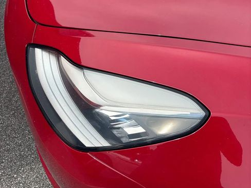 Used 2018 Tesla Model 3 Long Range image 18