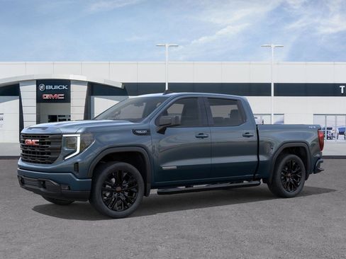 Used 2026 GMC Sierra 1500 Elevation image 2