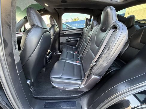 Used 2022 Tesla Model X AWD/4WD image 24