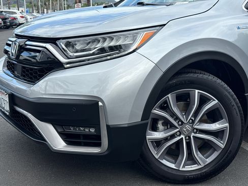 Used 2022 Honda CR-V Touring image 3