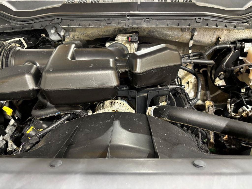 Used 2018 Ford F250 XL w/ Power Equipment Group AWD/4WD image 24
