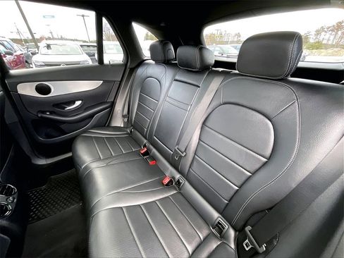 Used 2019 Mercedes-Benz GLC 300 GLC 300 image 14