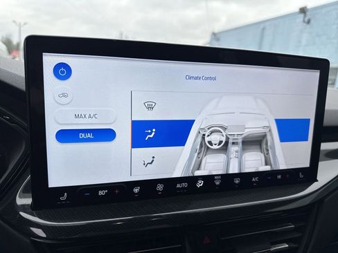 Used 2023 Ford Escape ST-Line w/ Tech Pack #1 image 19