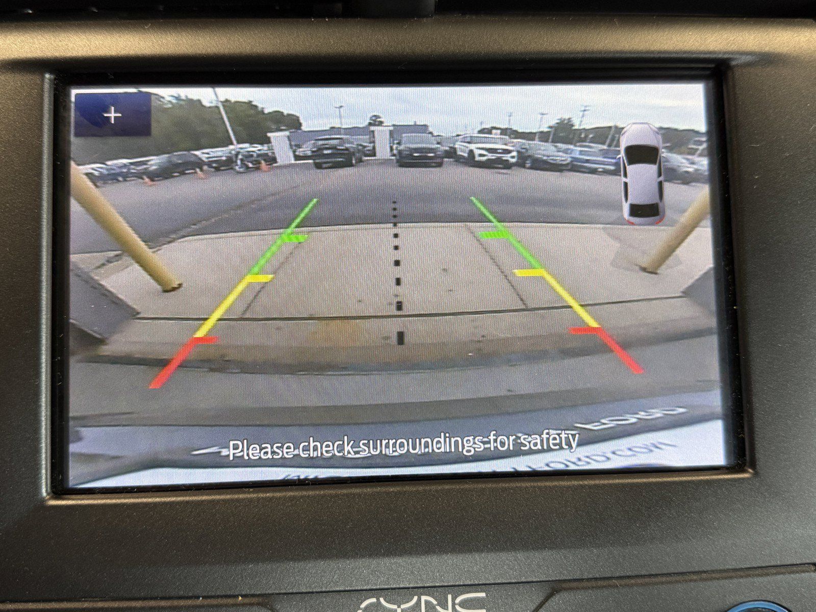Used 2020 Ford Fusion SE FWD image 14