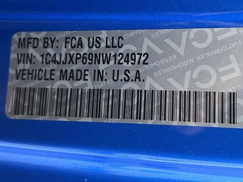 Certified 2022 Jeep Wrangler Unlimited Sahara w/ Cold Weather Group image 25