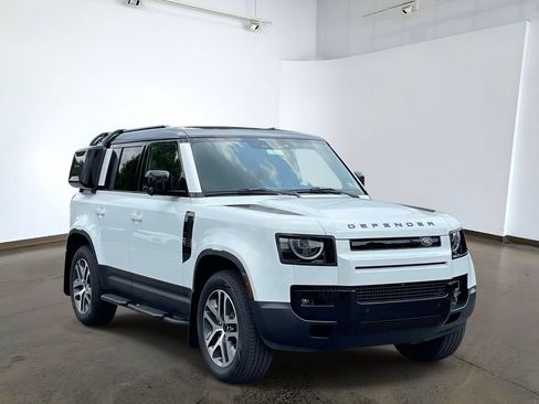 New 2026 Land Rover Defender 110 S AWD/4WD image 3