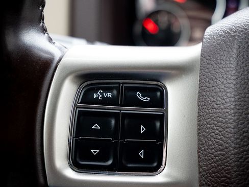 Used 2017 RAM 1500 Laramie w/ Convenience Group image 12