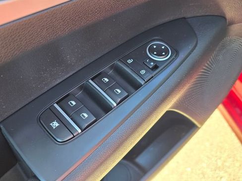 Used 2023 Kia Forte LXS w/ LXS Technology Package image 21