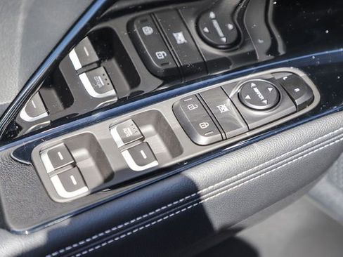 Used 2022 Kia Niro LXS w/ Digital Cluster Package image 20