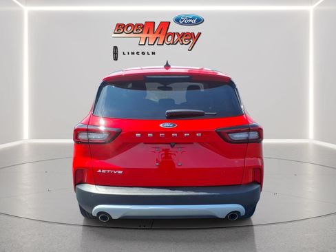 Used 2024 Ford Escape Active FWD image 5
