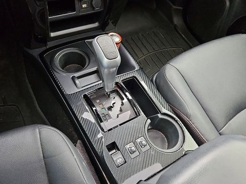 Used 2020 Toyota 4Runner SR5 image 13