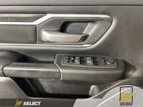 Used 2023 RAM 1500 Big Horn AWD/4WD image 25