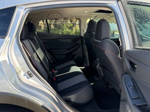 Certified 2021 Subaru Crosstrek 2.0i Premium w/ Moonroof Package AWD/4WD image 16