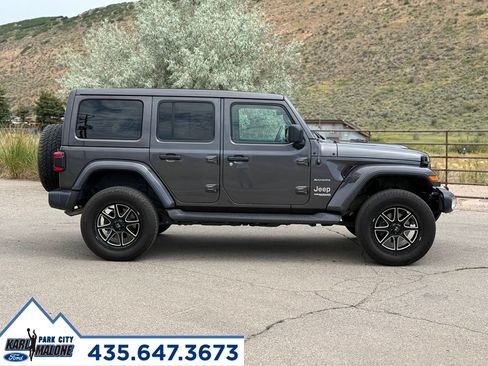 Used 2020 Jeep Wrangler Unlimited Sahara AWD/4WD image 6