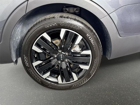 Certified 2024 Kia Telluride SX Prestige AWD/4WD image 34