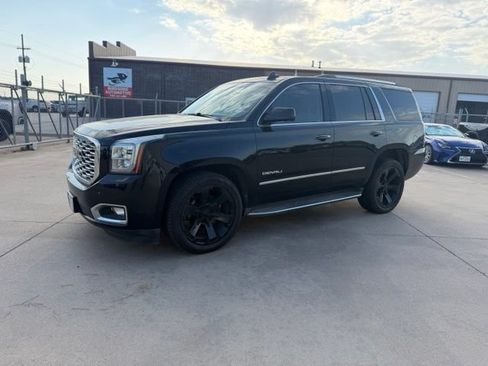 Used 2019 GMC Yukon Denali w/ Open Road Package AWD/4WD image 1