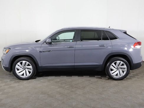 Used 2021 Volkswagen Atlas Cross Sport SE w/ Panoramic Sunroof Package AWD/4WD image 17
