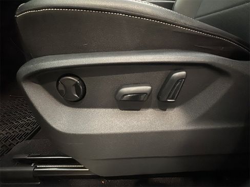 Used 2022 Volkswagen Atlas SE image 9