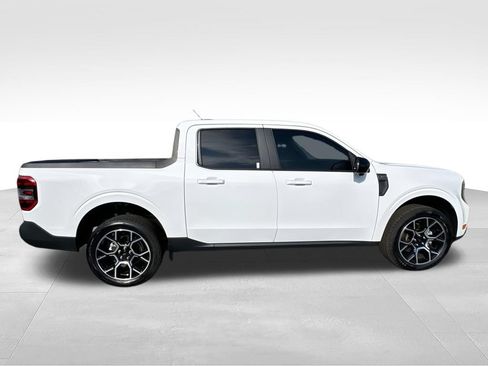 Used 2025 Ford Maverick Lariat AWD/4WD image 9
