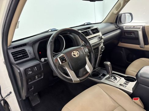 Used 2010 Toyota 4Runner Limited RWD image 4