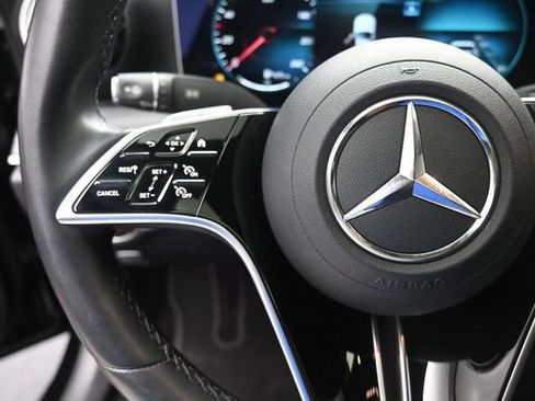 Used 2022 Mercedes-Benz E 350 Sedan image 15