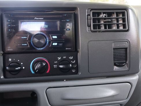 Used 2004 Ford F350 XLT RWD image 34