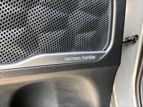 Certified 2023 Hyundai Santa Fe SEL w/ Premium Package FWD image 32
