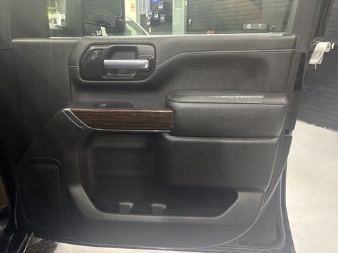 Used 2022 GMC Sierra 2500 SLE w/ SLE Value Package; image 34