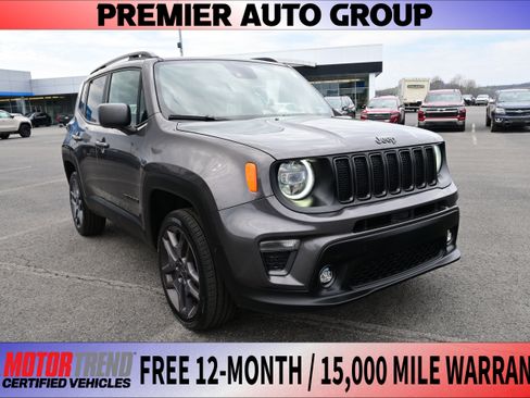 Used 2021 Jeep Renegade Latitude w/ Luxury Group II image 1