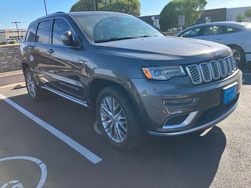 Used 2018 Jeep Grand Cherokee Summit w/ Platinum Series Group AWD/4WD image 3
