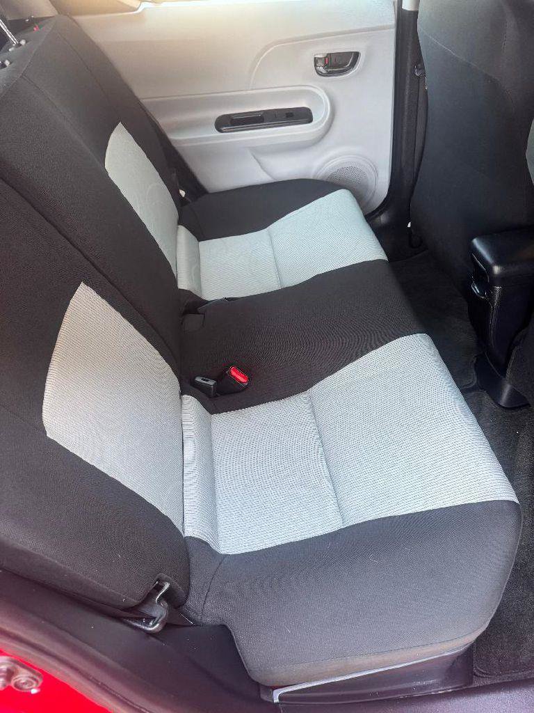 Used 2012 Toyota Prius C Three FWD image 31