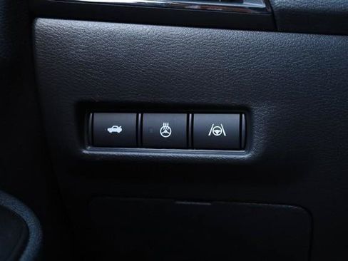 New 2026 Nissan Sentra SR w/ SR Premium Package FWD image 19