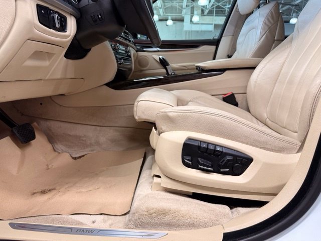 Used 2015 BMW X5 xDrive50i AWD/4WD image 8