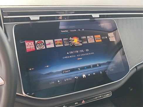 Used 2024 Mercedes-Benz E 350 E 350 image 33