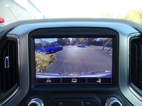 Used 2021 GMC Sierra 1500 SLT w/ SLT Convenience Package image 22