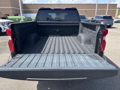 Used 2022 Chevrolet Silverado 1500 LT Trail Boss w/ Bed Protection Package AWD/4WD image 10