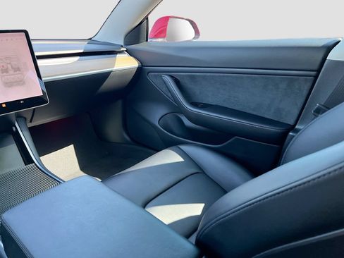 Used 2020 Tesla Model 3 Long Range AWD/4WD image 22