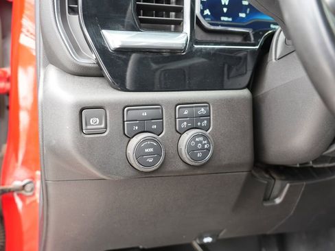 Used 2025 Chevrolet Silverado 3500 LT w/ All Star Edition image 17