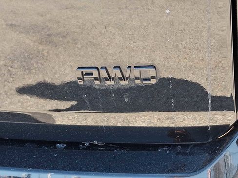 Used 2021 Chevrolet Traverse Premier w/ Redline Edition image 39