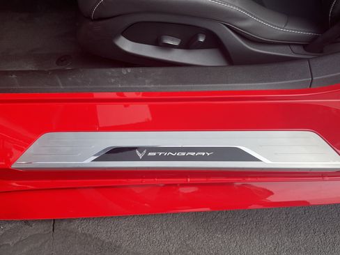 Used 2025 Chevrolet Corvette Stingray Coupe w/ 1LT image 28