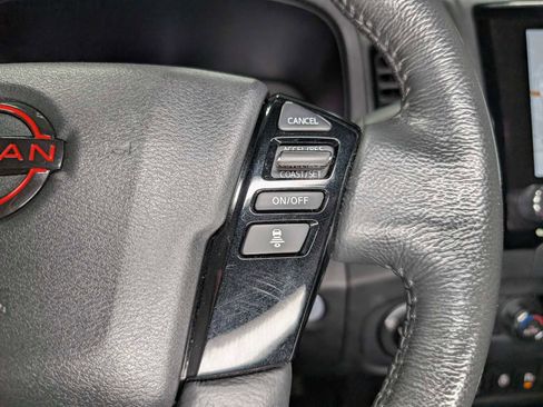 Used 2022 Nissan Frontier PRO-4X w/ Pro-4X Premium Package image 36