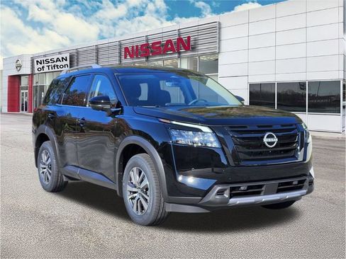 New 2025 Nissan Pathfinder SL w/ Black Appearance Package image 1