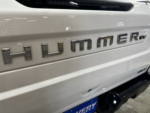 Used 2024 GMC Hummer EV 2X w/ LPO, Illumination Package AWD/4WD image 33